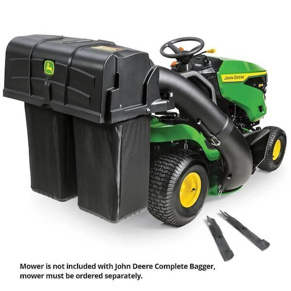 john-deere-lawn-mower-bags-buc10284-64_600.jpg John Deere 42-inch Twin Bagger for 100 Series Tractors – Fast, Easy Attachment - Image 1